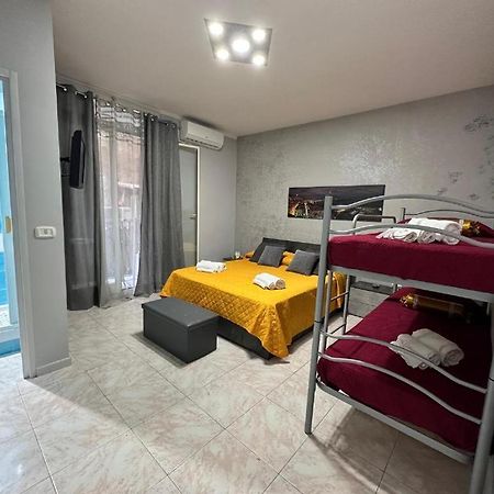 B&B Rusinella Napoli Bagian luar foto