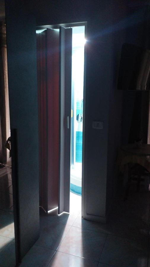 B&B Rusinella Napoli Bagian luar foto